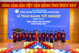 HÌNH ẢNH LỄ TRAO BẰNG TỐT NGHIỆP NGÀY 16/06/2024