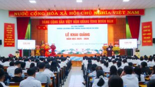 “HÀNH TRÌNH 49 NĂM – NÂNG TẦM TRI THỨC”